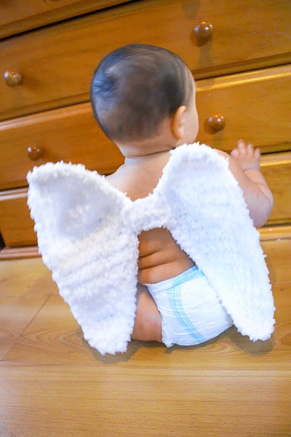 White Crochet Fairy Sitter Photo Prop Dress Up Gift Angelic Christmas Costume For Girls and Boys 6 to 12m Little Cherub Baby Angel Wings