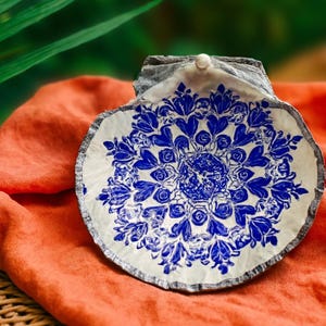 Scallop shell  decoupage Trinket Tray/Ring dish with silver trim and a pearl