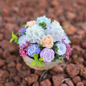 Soap, flowers, soap flowers, flower arrangements, decoration, gifts, presents, Valentine’s Day, anniversary, gifts for her, gift, bouquet