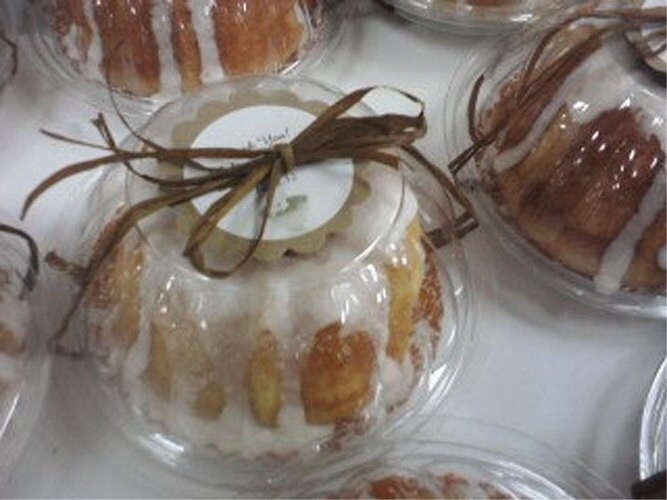 48 Clear Plastic Mini Bundt Cake Favor Boxes Set of 48 Etsy