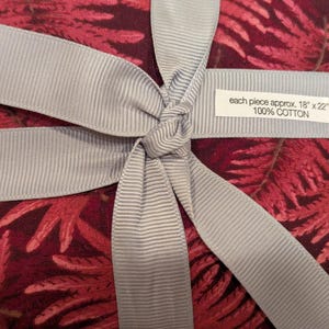 10 piece Fat Quarter Bundle 100% cotton fabric mauve to pink color various print (see pictures)