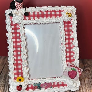 Summer Dessert 5 X 7 Picture Frame/Strawberry decor/fake cake/cake picture frame/faux cake/girl room decor