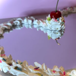Faux dessert mirror, Cute decorative wall mirror/kawaii decoden/Heart mirror/Fake cake mirror/Cake decor/Faux cake/Kawaii mirror/Heart mirro