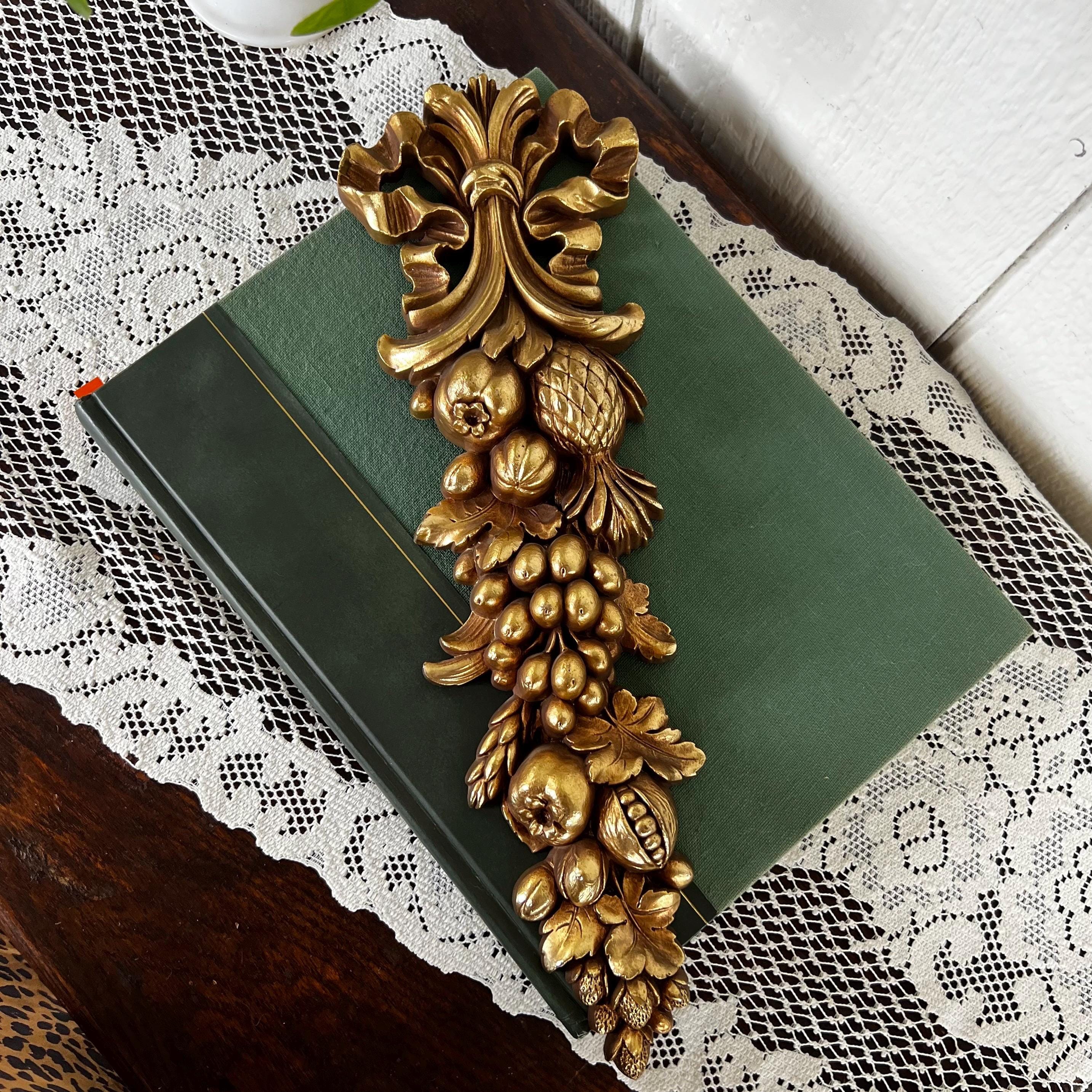 Vintage Syroco Gold Gilt Fruit Swag, Hollywood Regency Wall