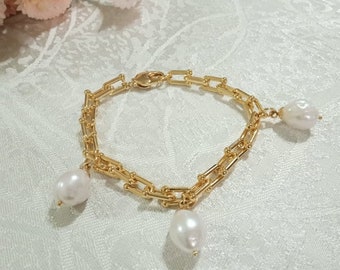 Real Freshwater Baroque White Pearl Bracelet , Dangle Charm Bracelet,Bridal Jewelry ,Birthday Gift Idea