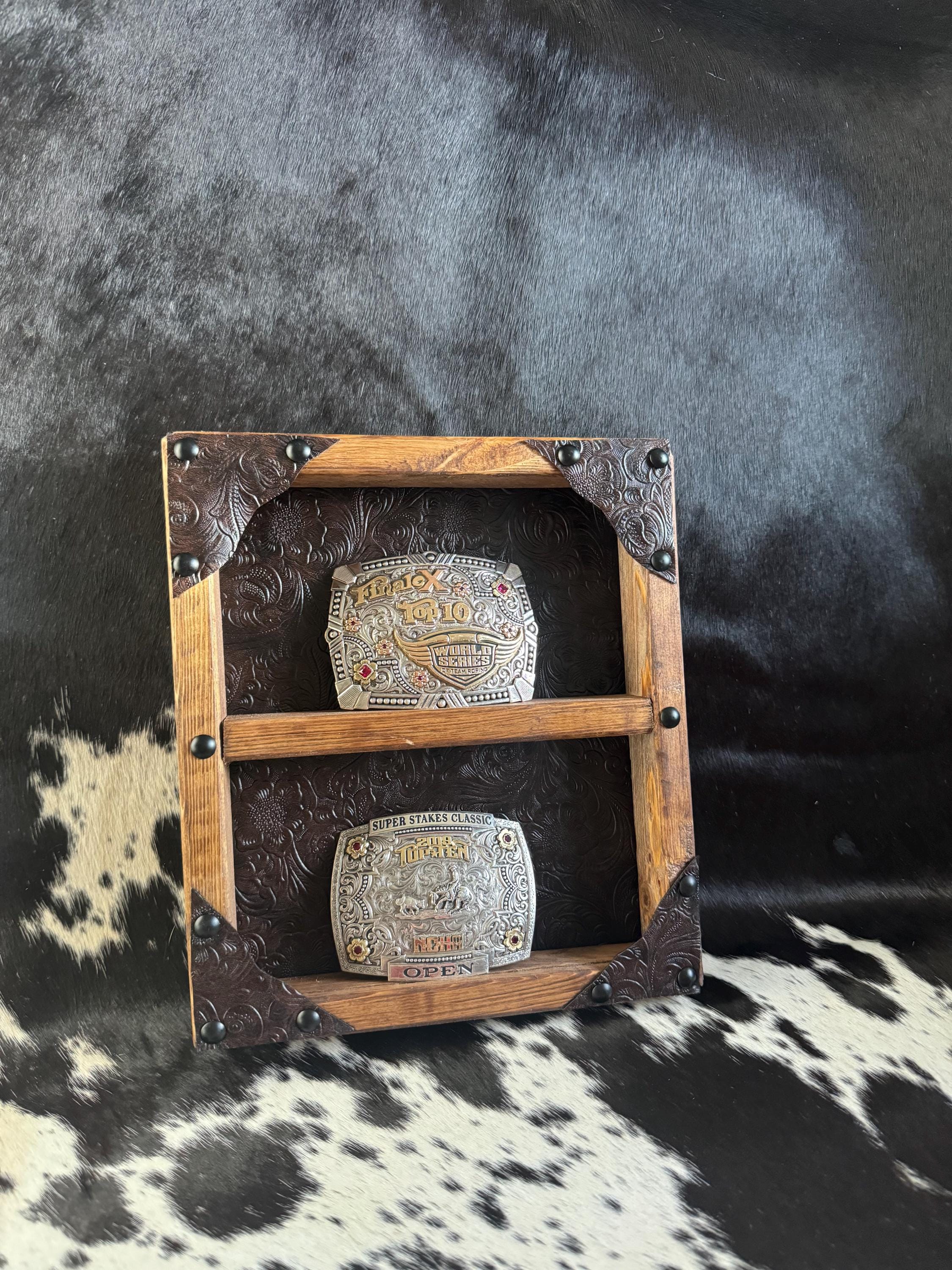 Belt buckle display