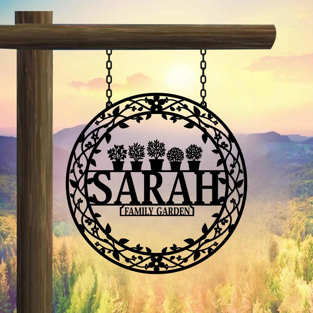 Personalized Family Garden Metal Sign, Custom Name Garden Wall Decor ...