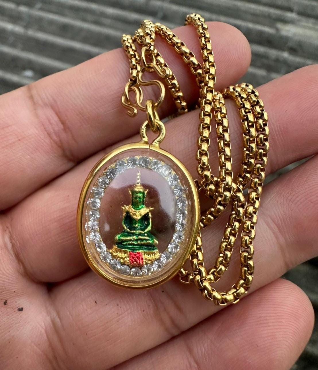 Thai amulet necklace - Etsy 日本