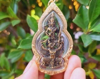 Lord Vishnu Narayan Hindu God Thai Amulet Garuda Pendant Gold Frame Protection Talisman
