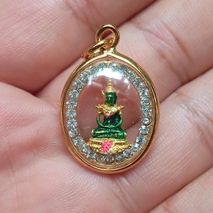 Phra Kaew Morakot Thai Buddha Amulet Wat Phra Kaew Emerald Buddha Pendant Sacred Talisman Wealth Protection Charm Yantra lucky rich Gift