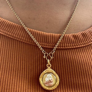 Thai Amulet  Phra Pidta Mini Pendant by Luang Pu Toh Millionaire Buddha Necklace Gold-Plated Amulet with Chain  Protection Jewelry 18 Inch
