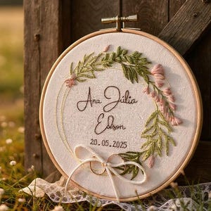 Custom Name Flower Hand Embroidered Linen Ring Holder, Embroidery Wedding Hoop, Personalized Wedding Ring Holder, Wedding Ring Bearer Pillow