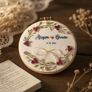 Vintage Floral Wedding Ring Holder, Hand Embroidered Linen Ring Holder, Personalized Embroidery Wedding Hoop,  Wedding Ring Bearer Pillow
