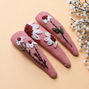 Hair Clip with Daisy Embroidery, Handcrafted TearDrop Hair Clip, Toddler Hair Clip, Handmade Linen Hair Accessories, Hair Clip for Baby