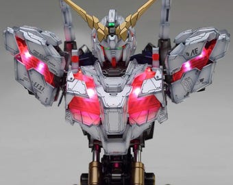 AeroModelBuild Unicorn Gundam Head Chest with LED (Shaping) Built & Painted 1/35 Model Kit