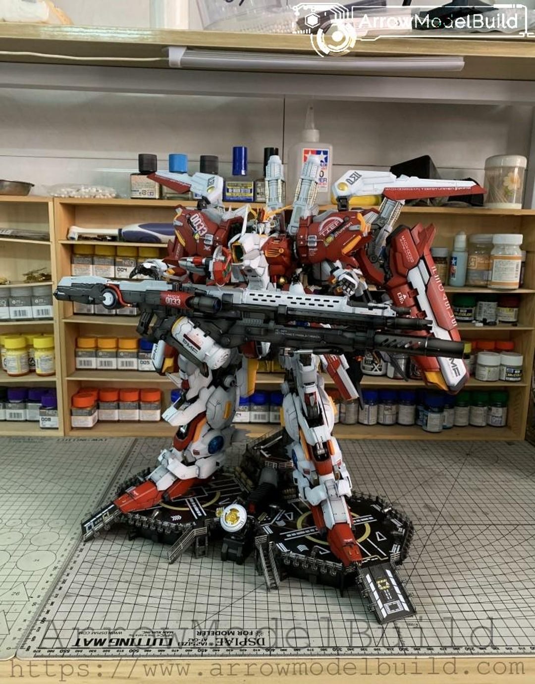 Aeromodelbuild MASX-0033 EX-S Gundam (custom Red Shaping) Built
