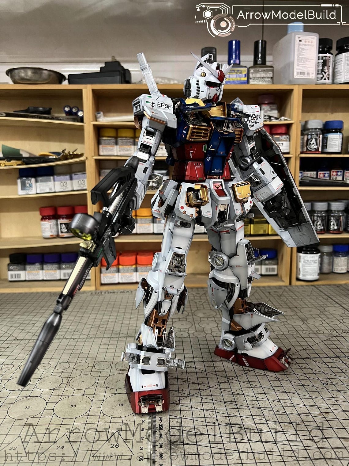 Aeromodelbuild RX-78-2 Gundam (detailed Armor) Built & Painted PG 1/60 ...