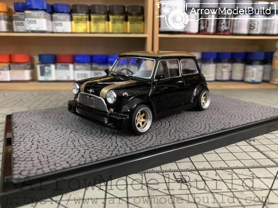 AUTOart Mini Cooper S ゴールド/ブラック 1/43 Aeromodelbuild Tamiya Mini Cooper (black and Gold) Built & Painted