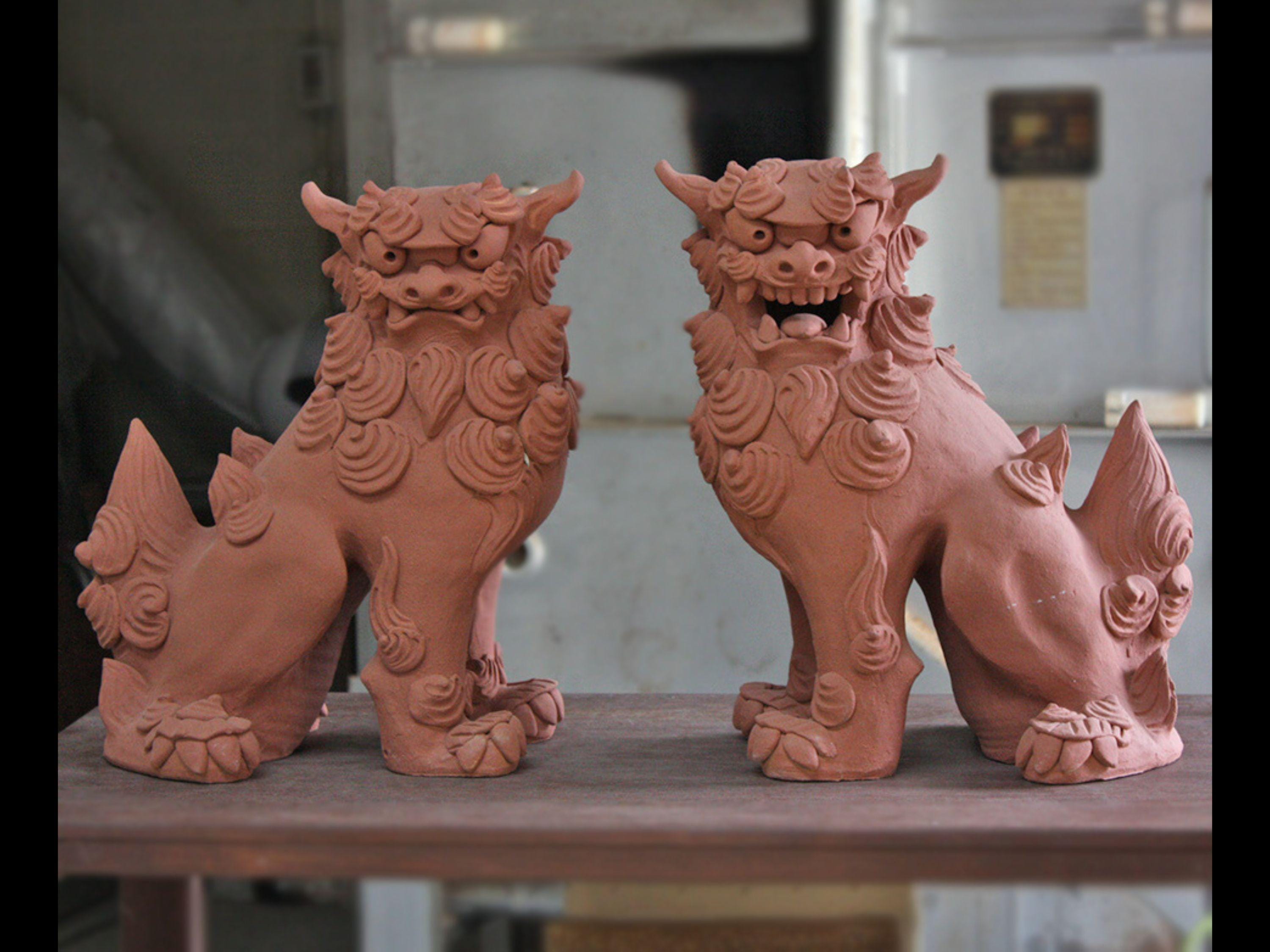 Okinawa Shisa Dog Statue, Japanese Ceramic Guardian Lion, Light