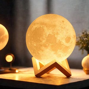 Moon Night Light/Lamp