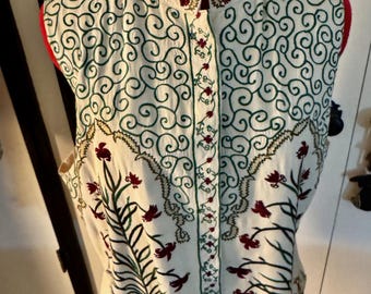 Chaleco vintage con bordado mogol de Past Times, talla grande