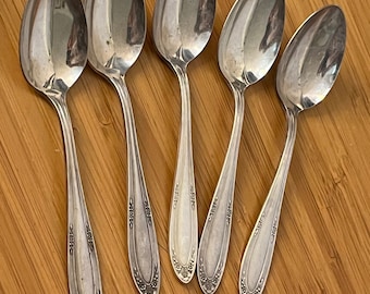 5 Vintage Tea Spoons Oneida Community Service Silver Plate