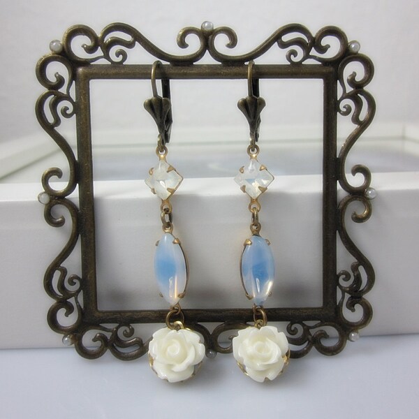 Petite White Roses with vintage style glass jewels Earrings. Retro. Bridal Jewelry. For lovely bride.