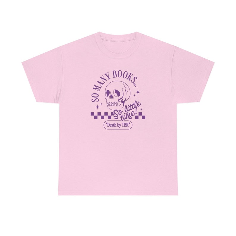 Death By TBR Booktok Rétro Esthétique Bookish Chemise Littéraire Chemise Squelette Alt Vêtements Romance Lecteur Livre Indie Merch Booktok Chemise Light Pink