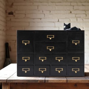 Organizador de gavetas de mesa com 12 gavetas – Armário de boticário de madeira vintage para escritório doméstico ou biblioteca (preto)