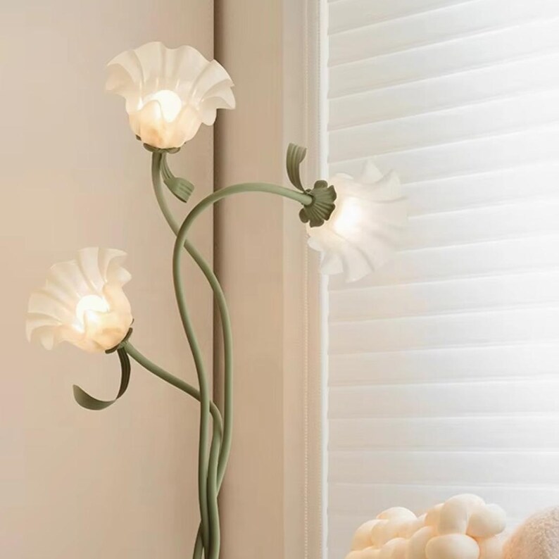 Adjustable Floral Floor Lamp - Lightbulbs Included