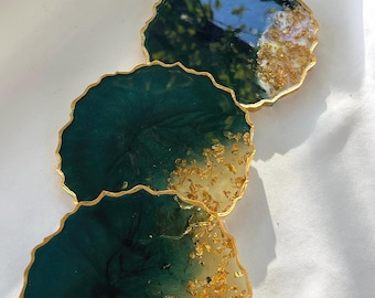 Emerald Green Gold Leaf Resin Coaster– Handmade Epoxy Drink Coasters
