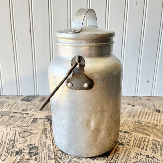 Vintage Lunch Pail - image 2