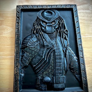Predator resin 3D plaque