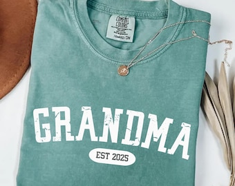 Comfort Colors® Grandma and Grandpa Shirt, New Grandma Shirt, Gift for Grandpa, Pregnancy Announcement Shirt, Christmas Gift For Grandparent