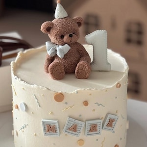Decorazione per torta a forma di orsetto in pasta di zucchero, per compleanno e baby shower
