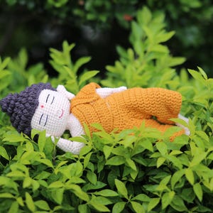 Handmade Reclining Buddha Doll 27 cm – Amigurumi Meditation Decor – Cotton Yarn Spiritual Gift