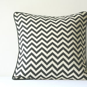Woven Black and White Chevron Pillow Cover , Black & WhiteChevron Cushion Cover, Black and White Pillow Cover , Housewares , Decor Pillow