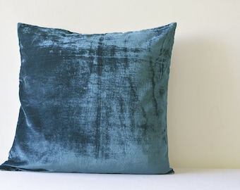 Deep Blue Velvet Pillow , Deep Blue Velvet Cushion Cover , Blue Decor Pillow , Blue Velvet Throw Pillow , Housewares , Blue Velvet Cushion
