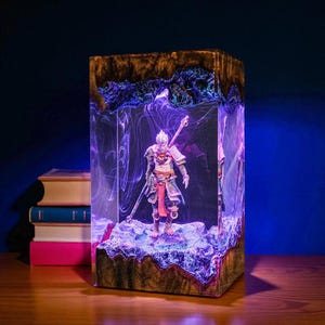 Wu.kong Lamp, Black My.th Resin Light, Monkey King LED Night Light, Chinese Mythology Decor, Handmade Gamer Gift, Fantasy Warrior Display