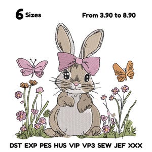 Puede incluir: Diseño bordado de un conejito con lazo rosa, rodeado de flores y mariposas. El texto dice "6 Tamaños" y "De 3,90 a 8,90". El diseño incluye los tipos de archivo DST, EXP, PES, HUS, VIP, VP3, SEW, JEF y XXX.