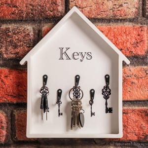 Wooden Key Holder, Wall Mounted Key Holder, House Shaped Key Organizer, Decorative Entry Organizer, Rustic Housewarming gift