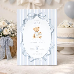 Invito per baby shower per bambino: invito per baby shower con orsetto, stile vintage a righe blu (modello Canva modificabile, download digitale)