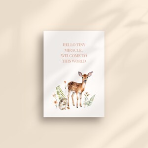 Tarjeta digital de felicitación de nacimiento / Tarjeta con cervatillo y erizo bebé del bosque / Imprimible y en formato móvil / Descarga instantánea / Animales del bosque