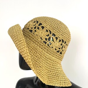 Vintage Italian Crochet Paper Straw Hat by Filippo Catarzi  display picture 2
