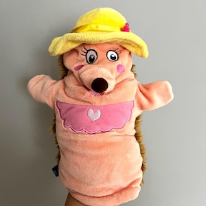 Vintage handpop egel met gele hoed, 23 cm, zachte pop voor kinderen, rollenspel