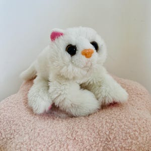 Plush white kitty Stuffed vintage toy Soft cat Cute vintage kitten Sister gift baby gift cute animal 1990&#39;s