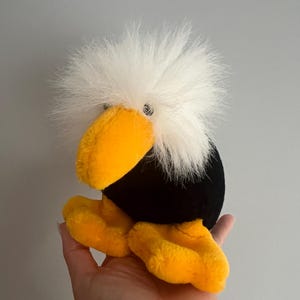 Vintage NICI Plüsch Adler 80er Jahre - 15 cm Kuscheltier mit flauschigem weißem Haar - Sammlerstück - Plüschtier - Selten