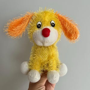 Vintage Plush Dog Toy – Yellow and Orange Fluffy Puppy with Red Nose – 18 cm Stuffed Animal- Retro soft puppy 90s- vintage collector gift