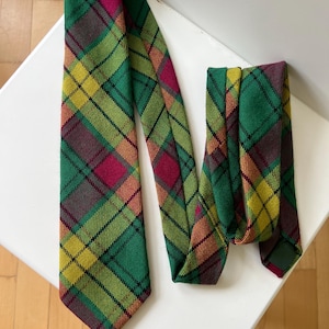 Locharson Wool Tie Made in Scotland – 8 cm Wide – Rainbow Tartan – Vintage Scottish Necktie- gift for him-collectible tie-luxury necktie