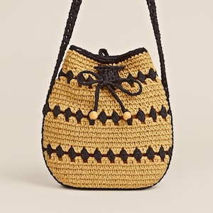 Handmade Raffia Bucket Bag - Straw Color Natural Crochet - Summer Boho Bag - Eco-Friendly Gift for Women - Beach Accessory Vintage Bag